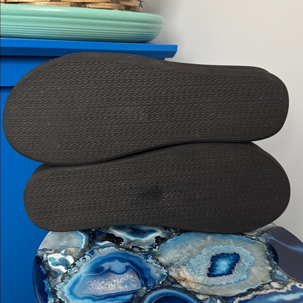 Michael Kors Logo Platform Slide - Picture 8 of 11